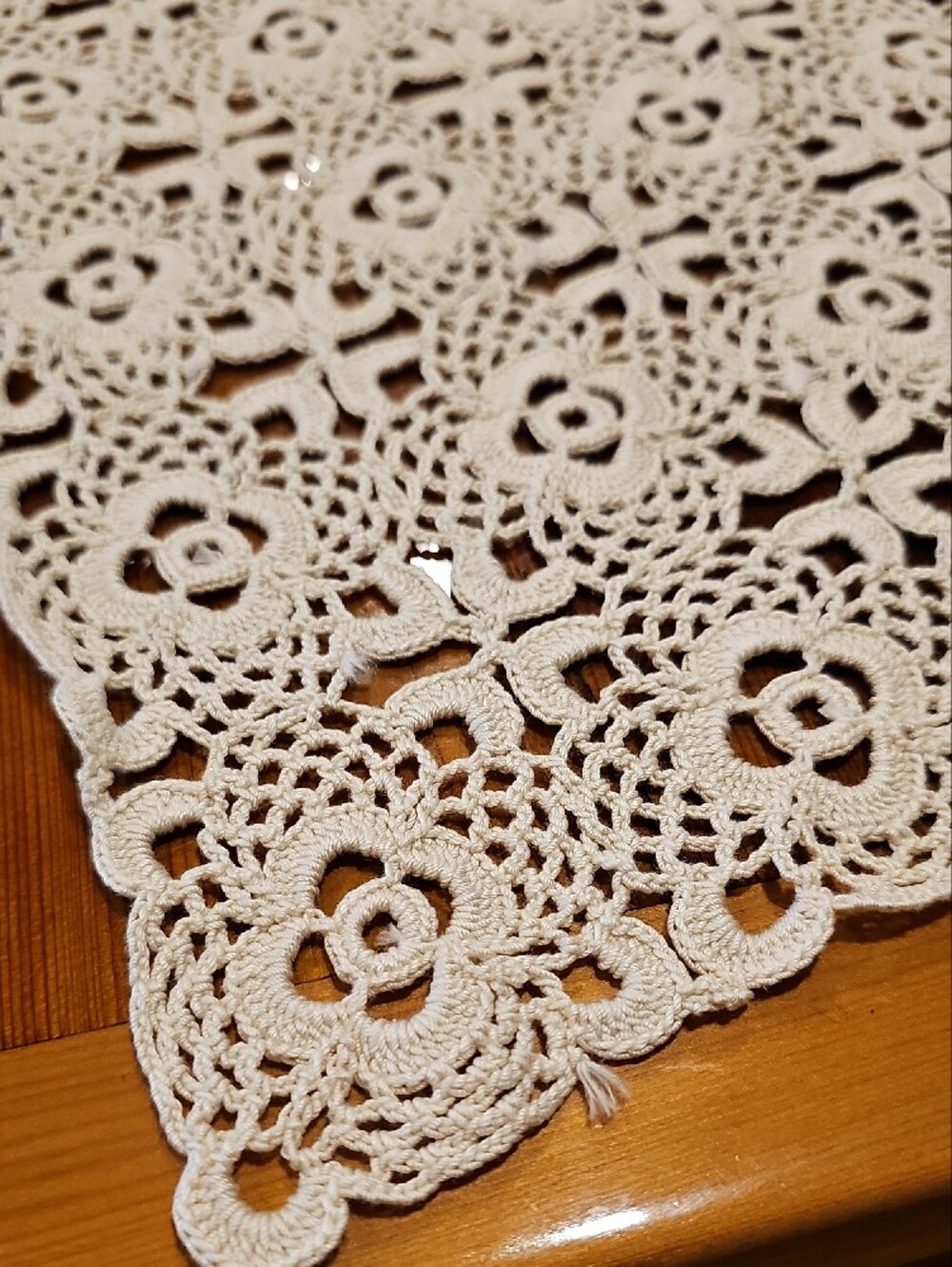 Handmade Crochet Lace Tablecloth - Ivory Floral Pattern
